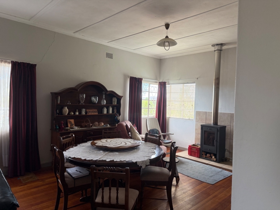 5 Bedroom Property for Sale in Ladismith Western Cape